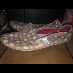 Women’s toms